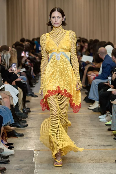 Look 74